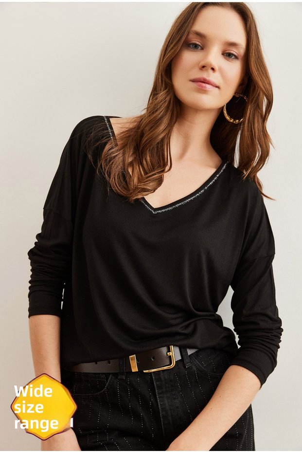 Women's Black Silver Seam Detail V-Neck Viscose Blouse BLZ-19002747