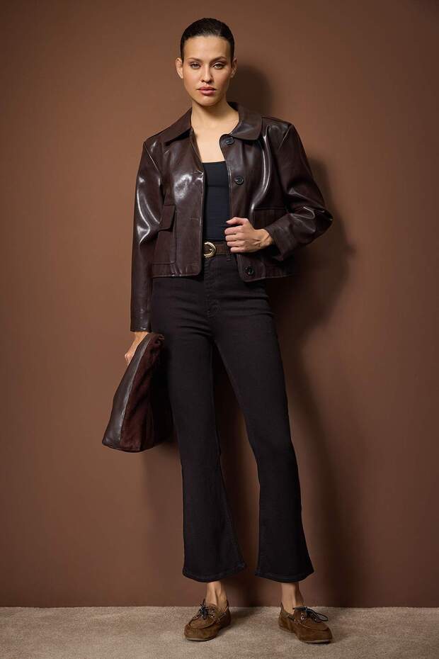Kahverengi Yüksek Bel Comfort/Esnek Crop Flare Jeans TWOAW26JE00278 - 1