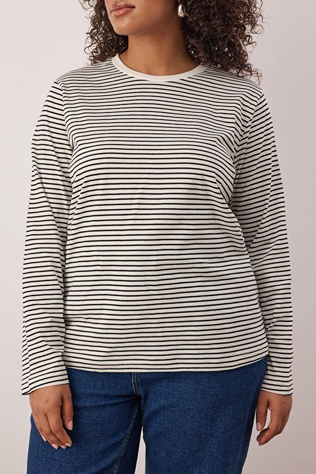 Çok Renkli 3'lü Paket Regular/Normal Kalıp Basic Bisiklet Yaka Örme T-Shirt TBBAW26BF00004 - 3