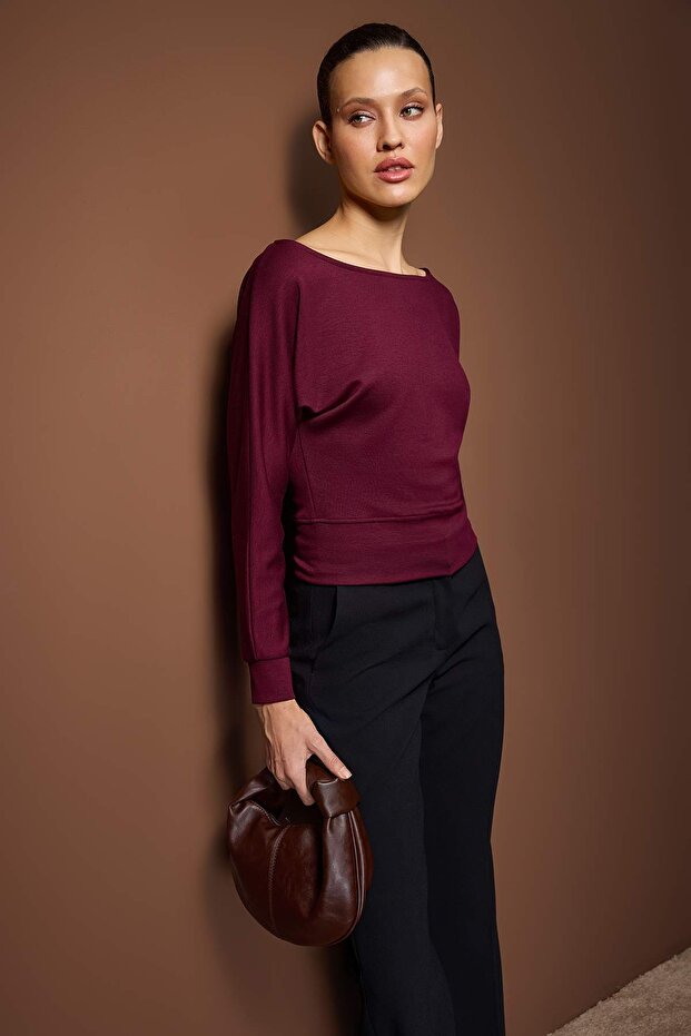 Burgundy Boat Neck Regular Length Knitted Blouse Twoaw26Bz00357