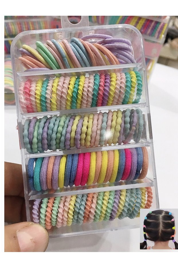 Set of buckles for child and baby in box