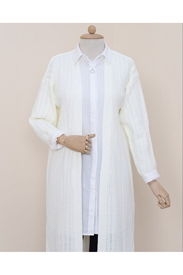 سترة طويلة بنمط محبوك شق - أبيض - 4