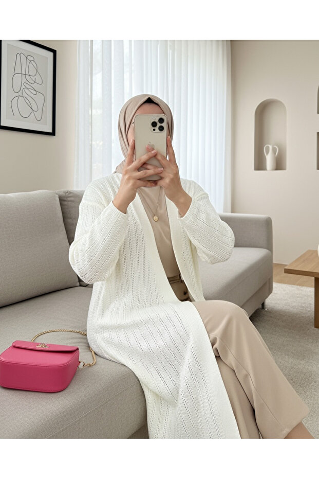 سترة طويلة بنمط محبوك شق - أبيض - 2