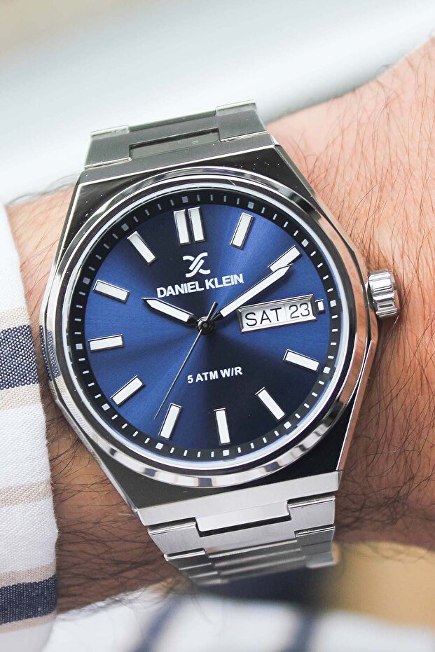 Dk360004 Men's Steel Band Wristwatch