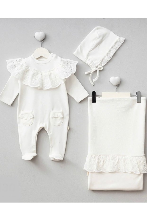 Emily Fistolu 3-Piece Organic Hospital Discharge Set Roba Brodeli 100% Cotton Newborn Baby Girl