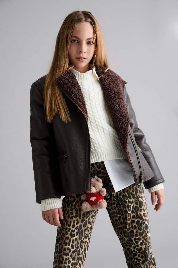 Puchowa kurtka z podszewką i kieszeniami na zamek błyskawiczny dla dziewczynek E7964A825AU - 3