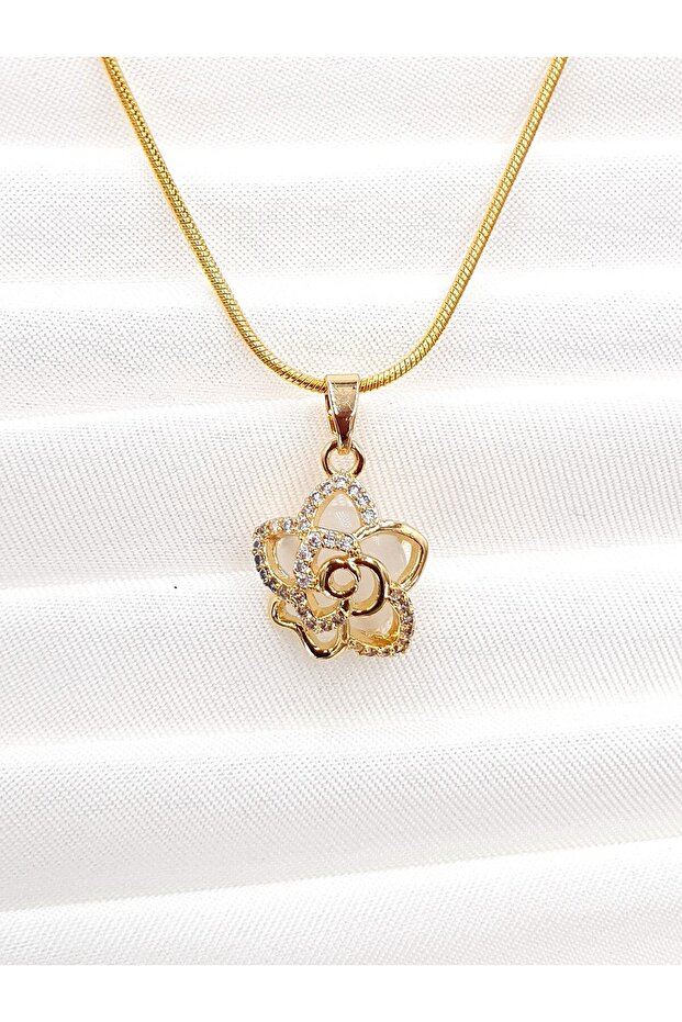 Rose Figured Gold Necklace – Zircon Stone, Elegant and Romantic Design