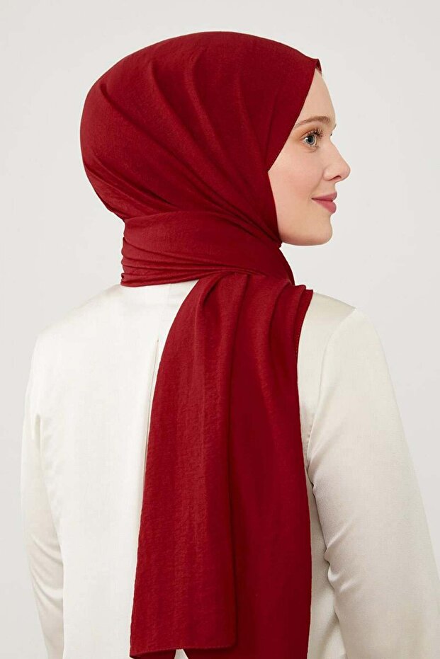 شال أحمر سادة - 2