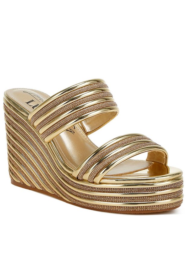 Women Metallic Faux Leather Wedge Sandals in Gold