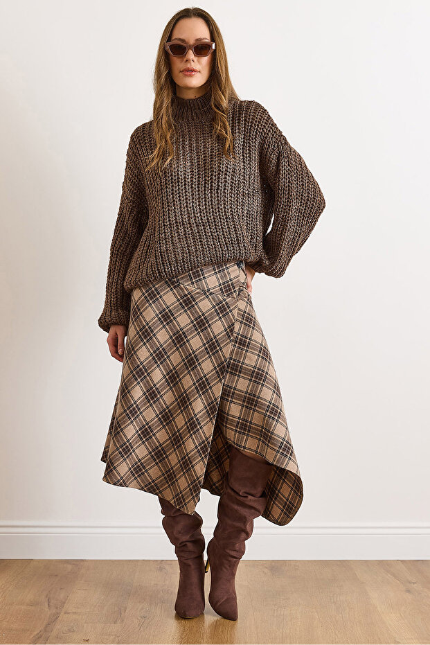 Women's Beige Plaid Wool Effect Midi Wrap Skirt Etk-19000369