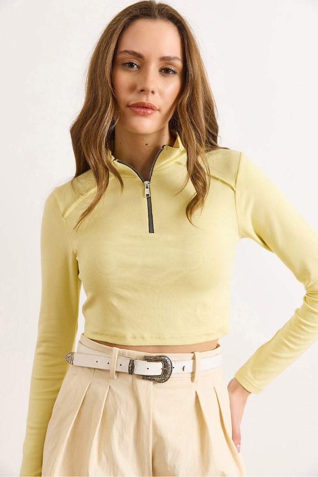 Women's Yellow Shoulder Stitching Detailed Crop Soft Touch Blouse Blz-19003178