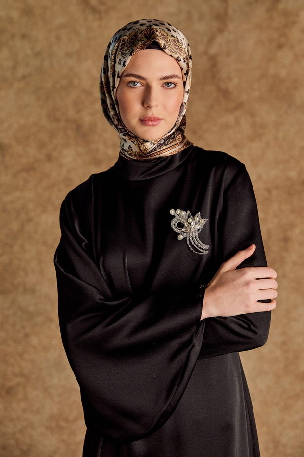 Drape Detaylı Saten Elbise - 3