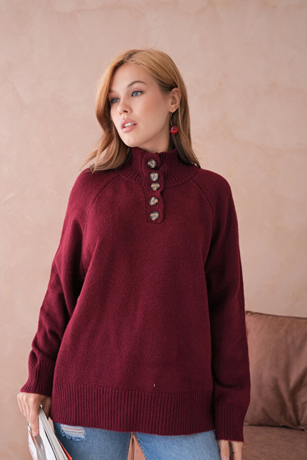 Women's Mock Neck Button Detail Oversized Knitwear Sweater