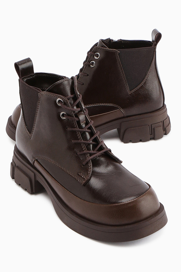 Luisa Brown Lace-Up Women's Boots