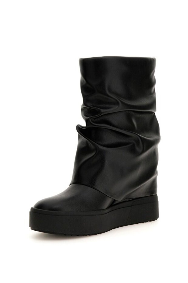 Guinna2 Kadın Bot - 1