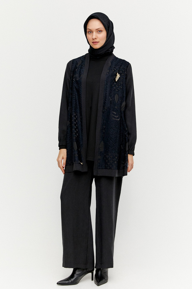 Üç Parçalı Takım - 1