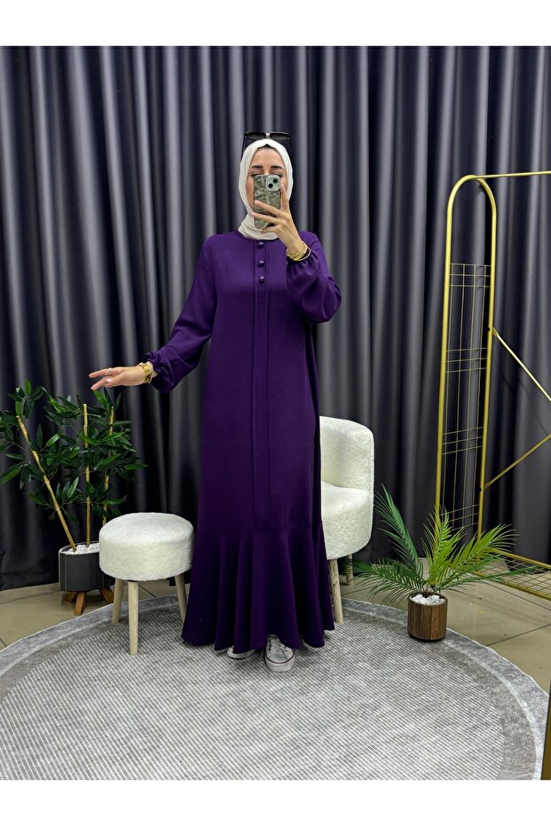 ÜÇ DÜĞMELİ ELBİSE - 1