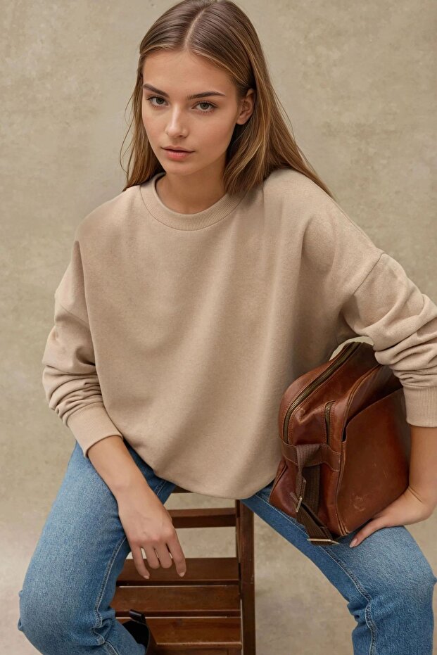 Oversize Bisiklet Yaka Basic Sweatshirt - 1