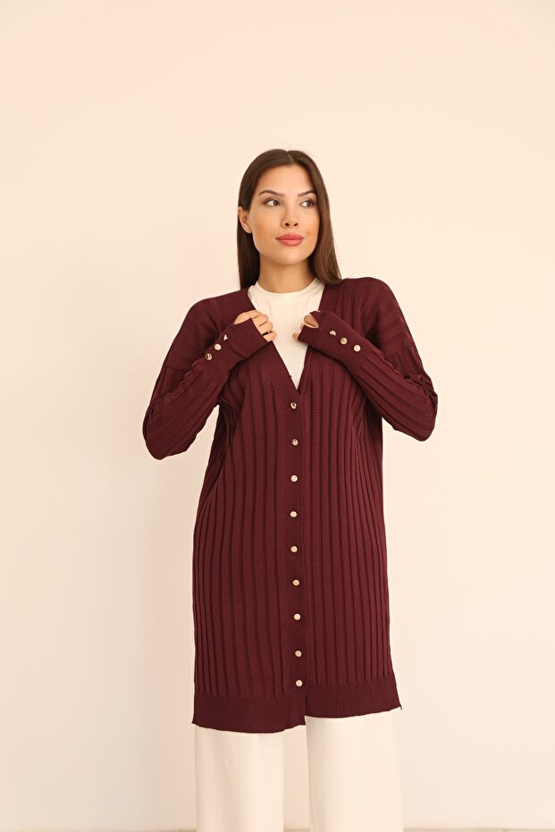 كارديجان مضلع بأكمام مزررة