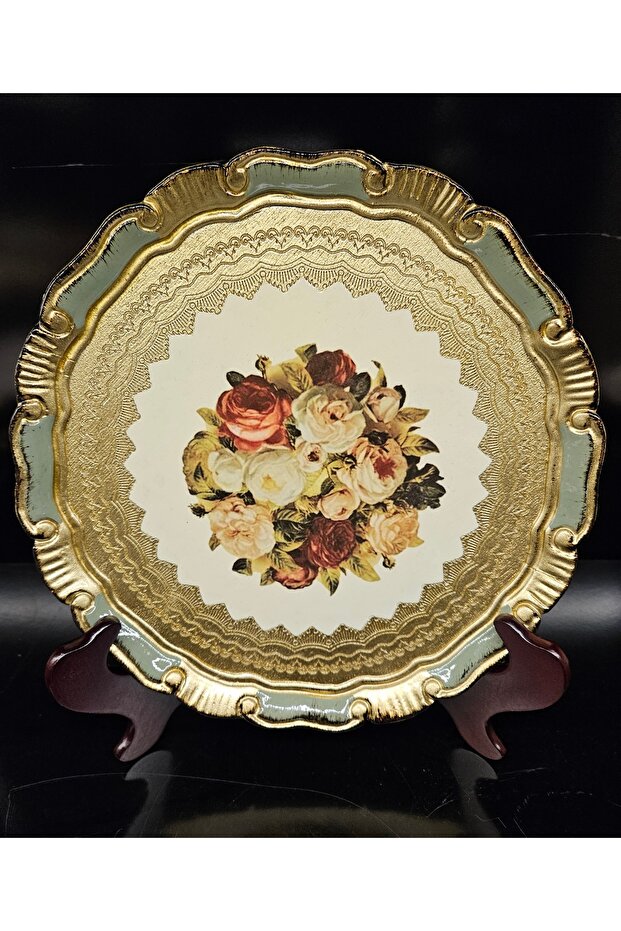 Rose Tray Round Gold Presentation 28cm X 28cm Rose Tray Round Gold Presentation