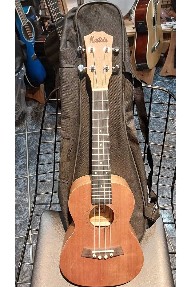 Ukulele Concert with Case and Strap - 3