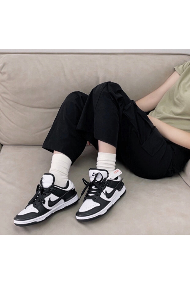 Dunk Low Twist 'Panda Spormoon - 3