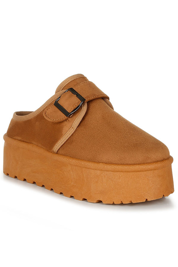 Buckle Strap Platform Classic Slip-On in Tan