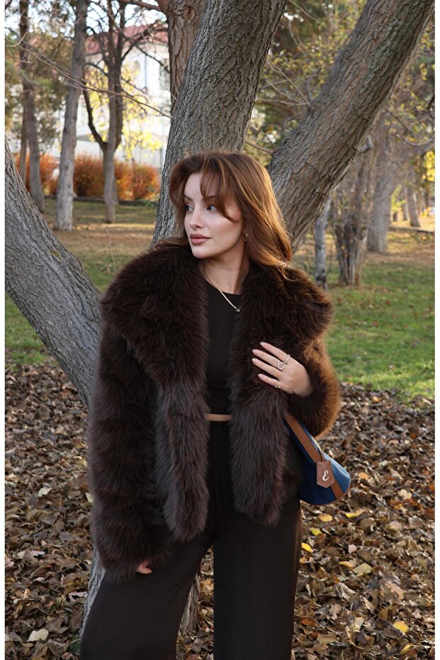 Kahve Yakalı Kürk - 5