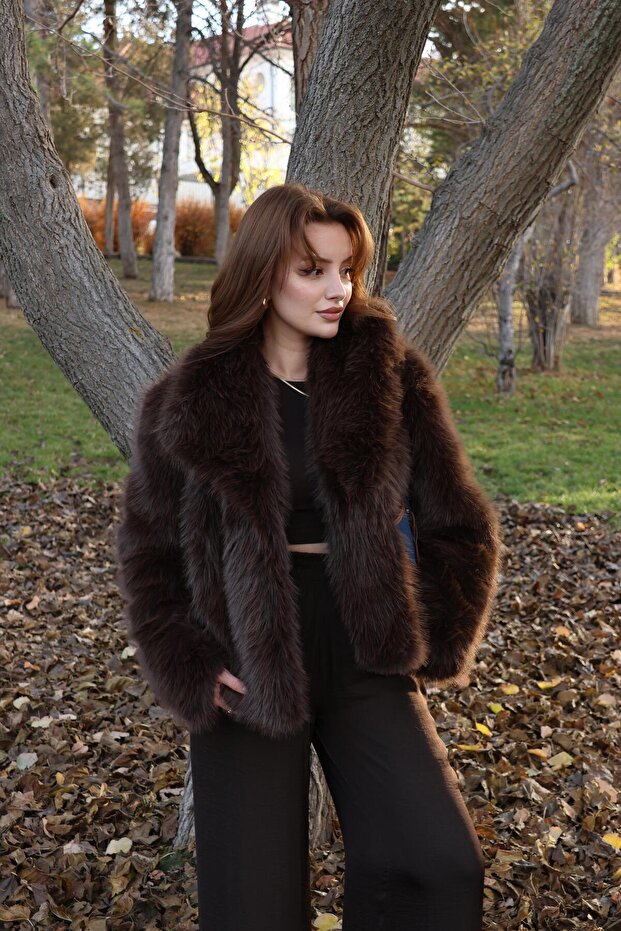 Kahve Yakalı Kürk - 3