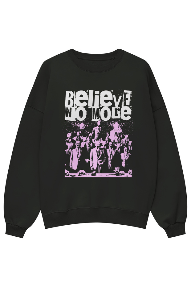 سويت شيرت Believe No More مطبوع للجنسين قصة فضفاضة