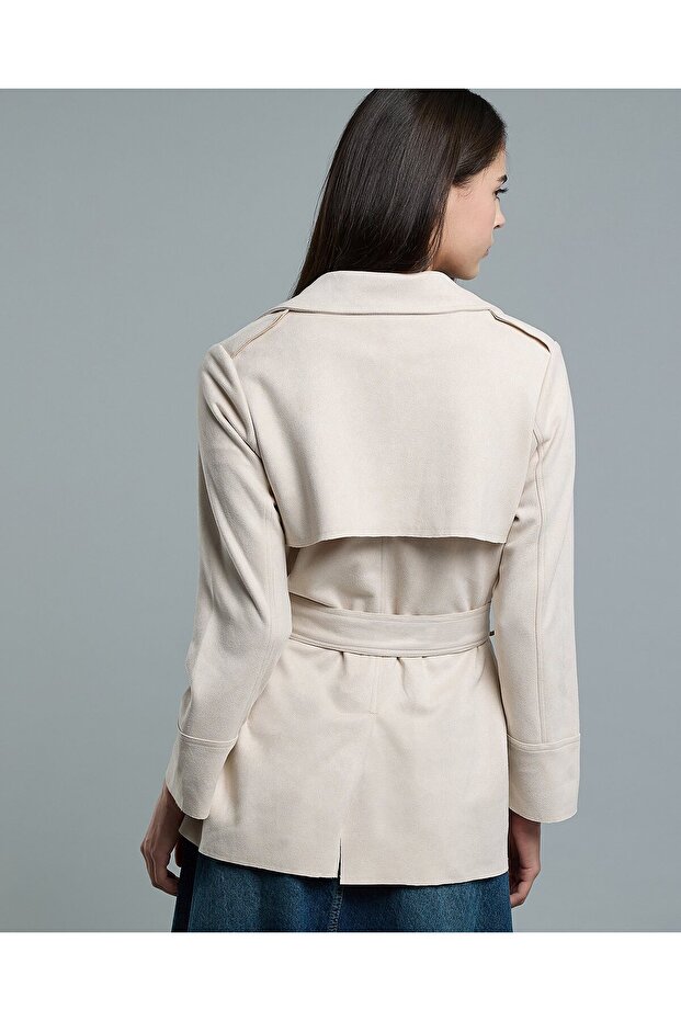 Solid Double Breasted Jacket With Button Closure - 3