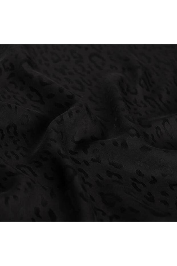 Monogram Shawl - Leopard Pattern - Black - 3