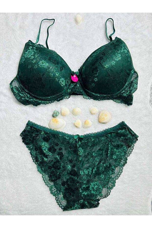 Ecem Yildiz Silicone Padded Bra Panty Set