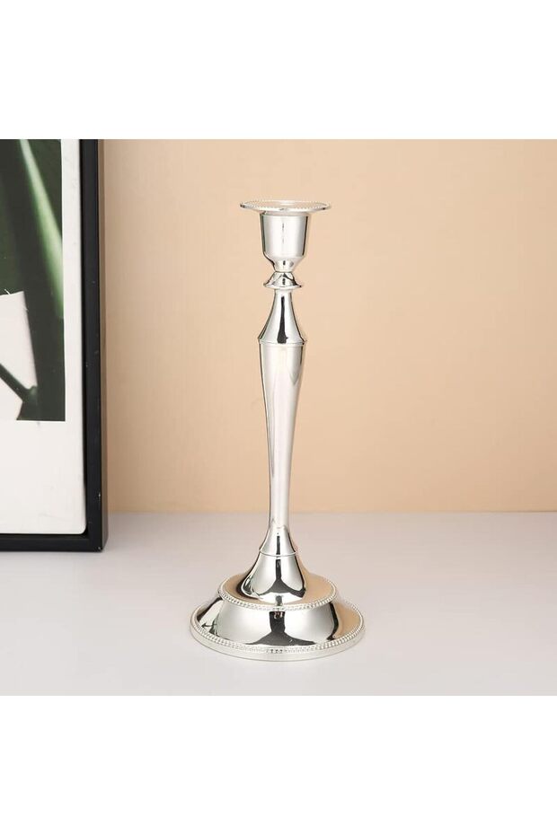 European-style Retro Metal Candlestick