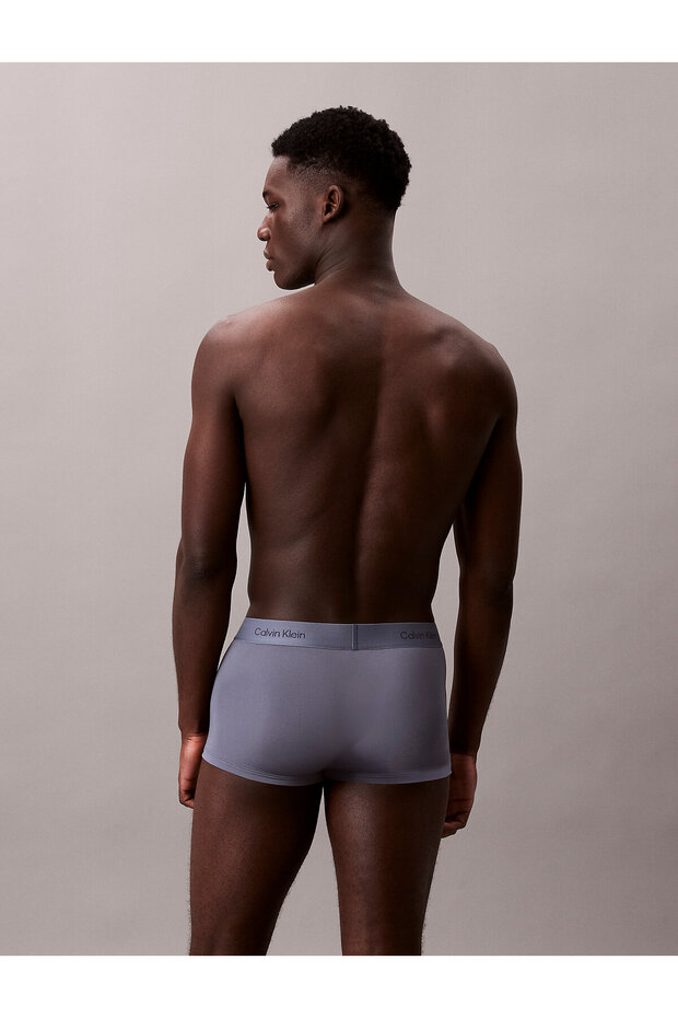 Trunks - Icon Logo Graphic - 3