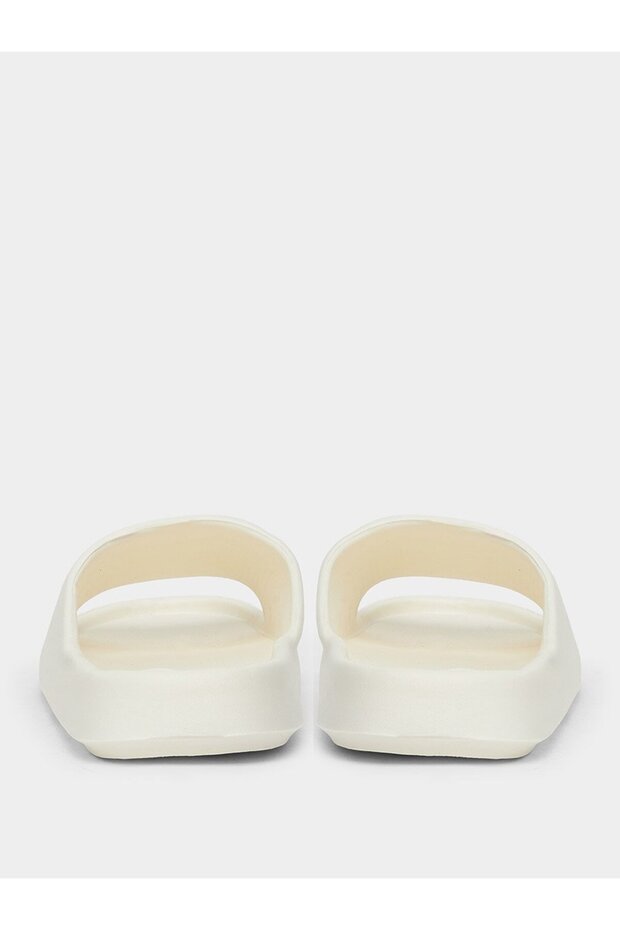Solid Thick Sole Bathroom Slippers - 4