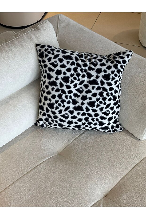 Leopard Pattern Throw Pillow - 2