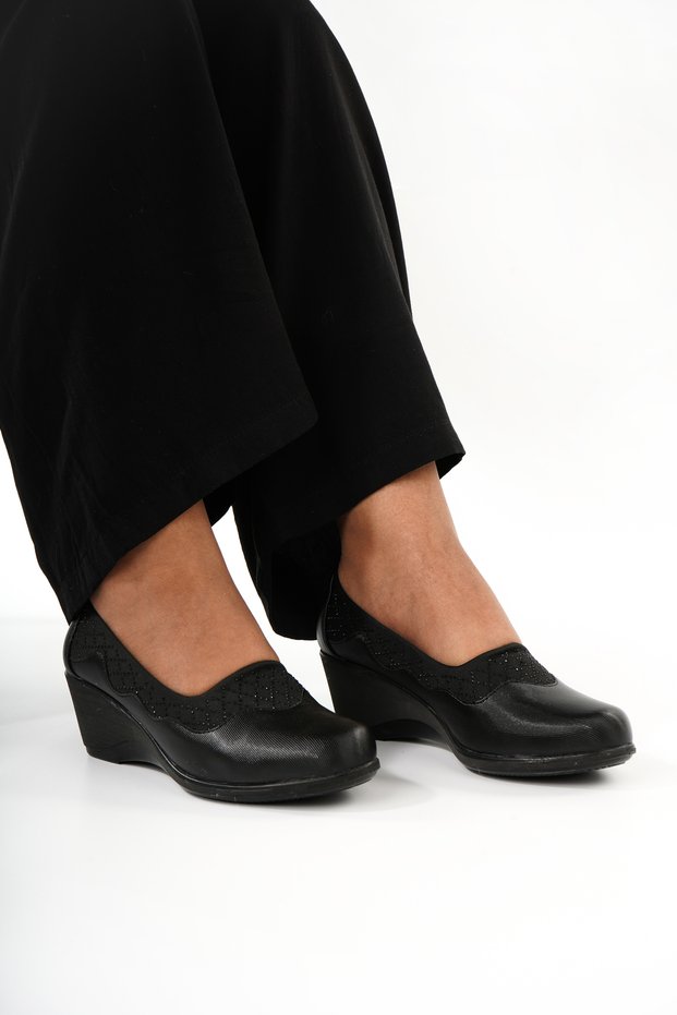 Anatomical Sole Orthopedic Wedge Heel Stretch Stone Detailed Casual Classic Daily Shoes