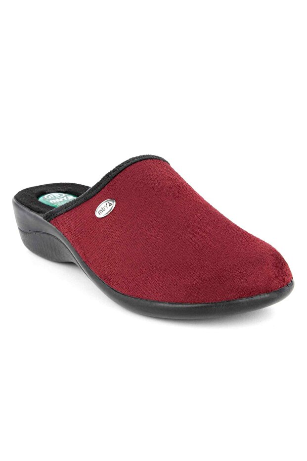 Darcie Anatomical Heel Is Upright. Women's Slippers Burgundy