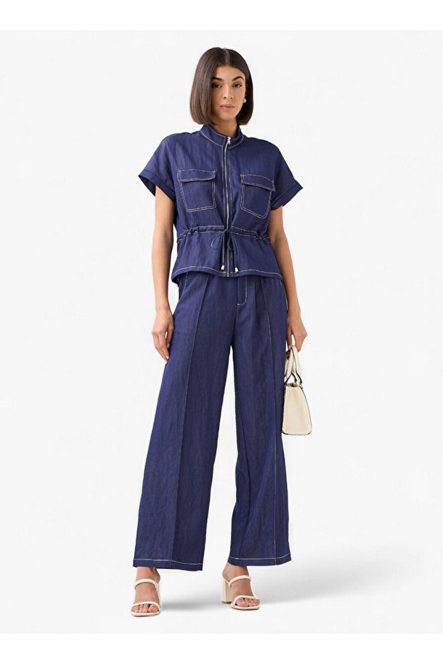 قميص برباط وأكمام طويلة - 2