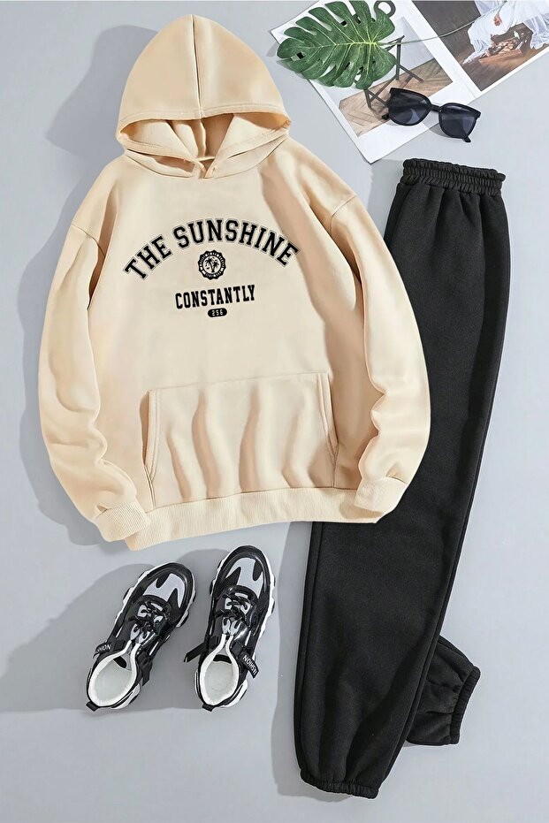 طقم بدلة رياضية مطبوعة من The Sunshine