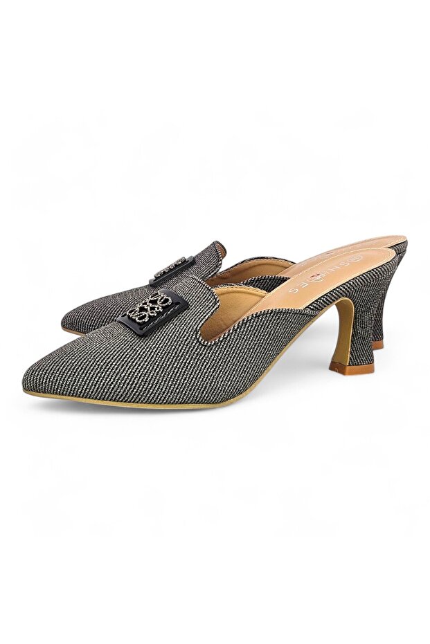 Pointed Toe Mid Heel Pump - 4