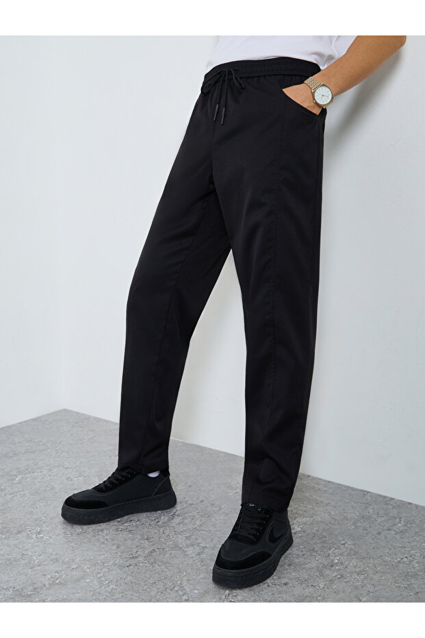 Men Solid Drawstring Waist Straight Leg Pants
