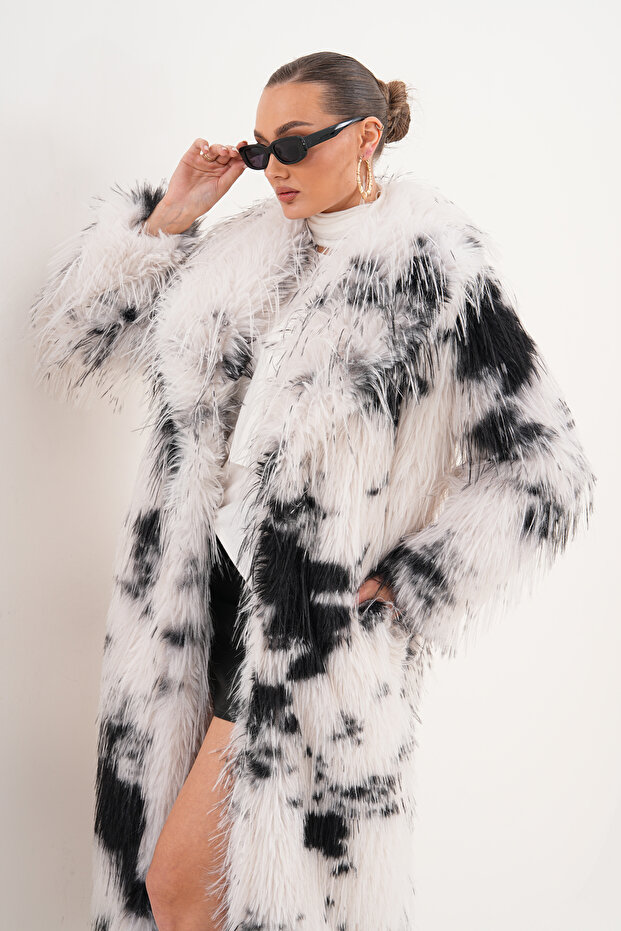 معطف طويل مزين بالشراشيب - 6