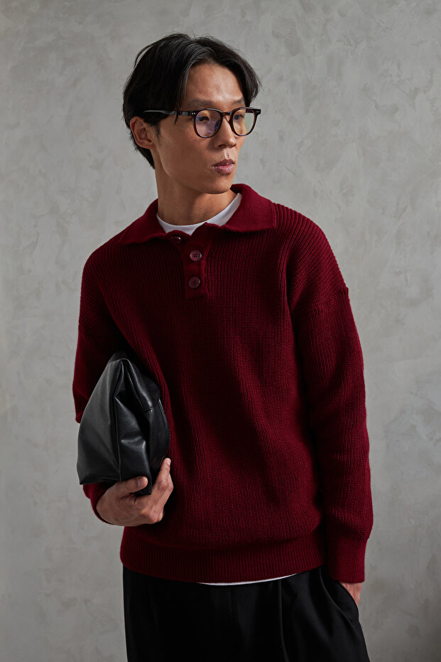 Men's Buttoned Collar Oversized Sweater