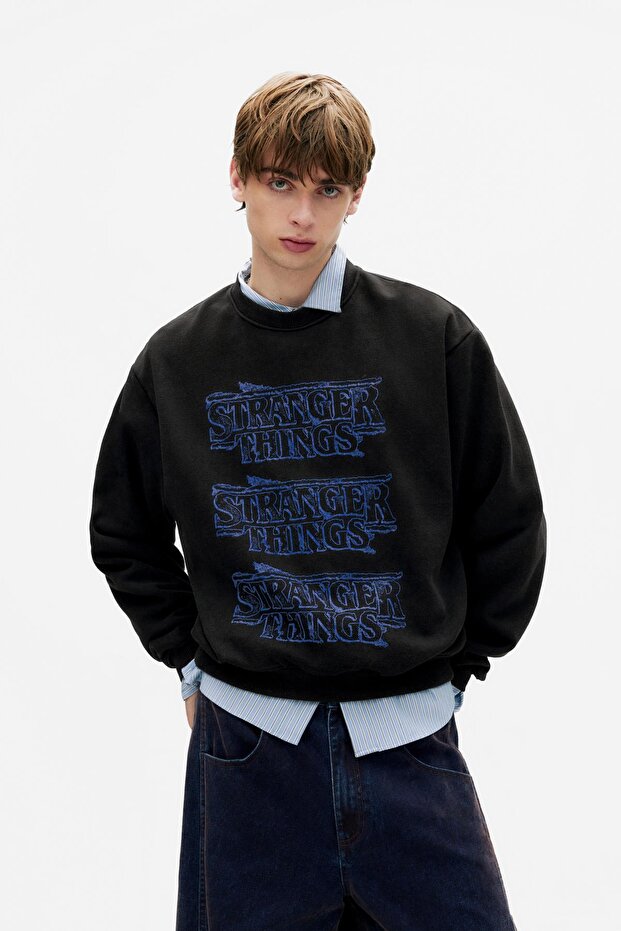 Stranger Things sweatshirt - 2