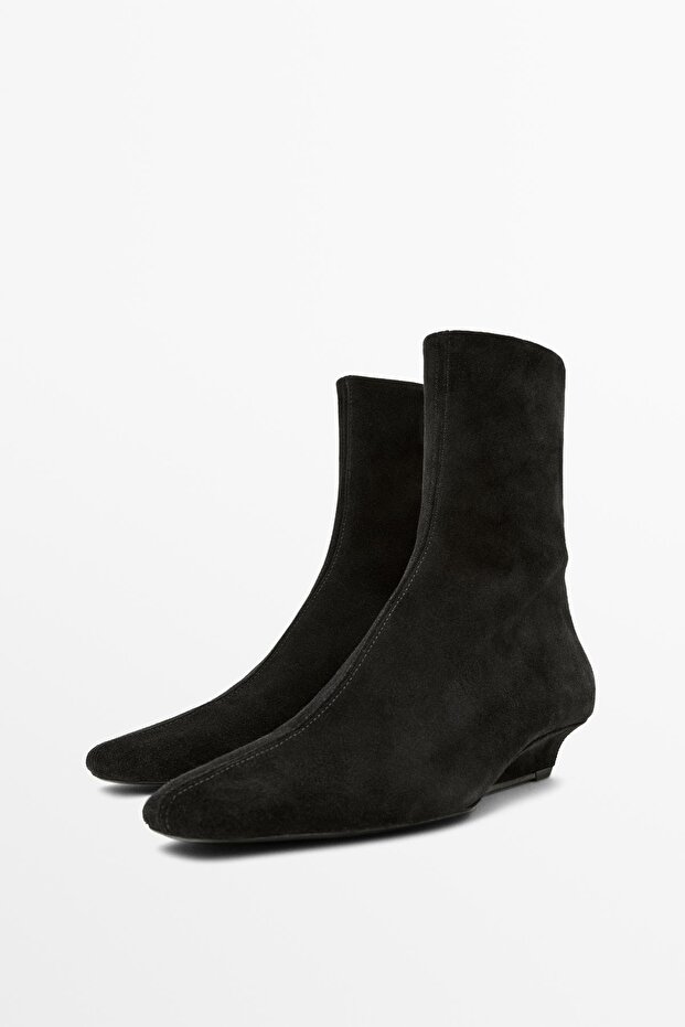 Dolgu topuklu bot - 2