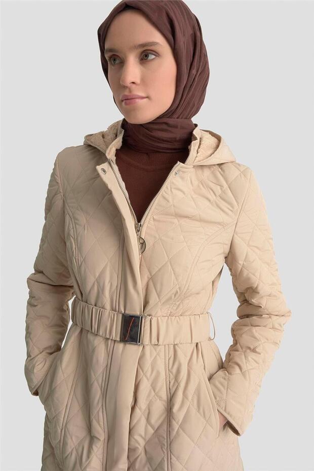 معطف مبطن بحزام 25KT706 بيج