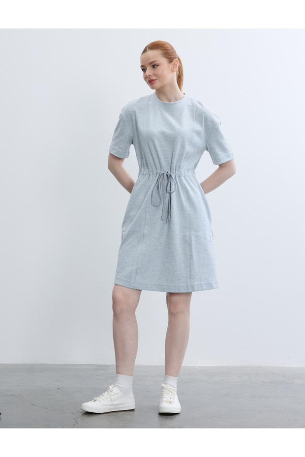 فستان ميني منقوش برباطات - 3