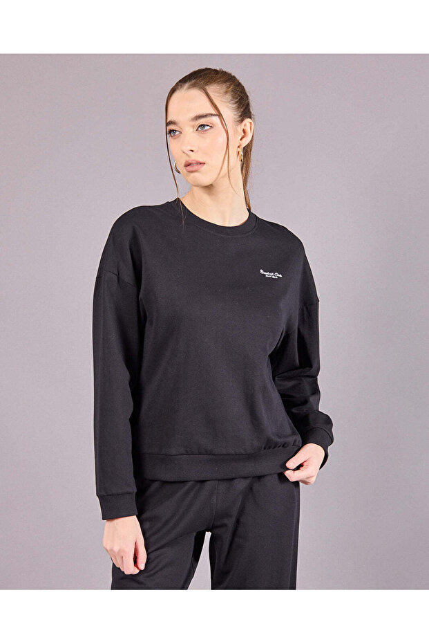 Women Black Solid Round Neck Sweatshirt